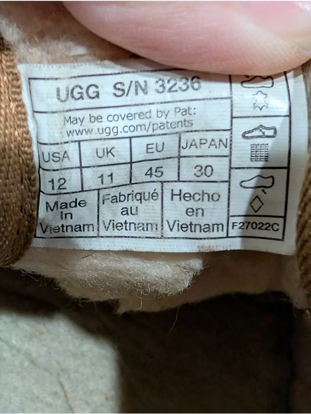UGG neumel shoes